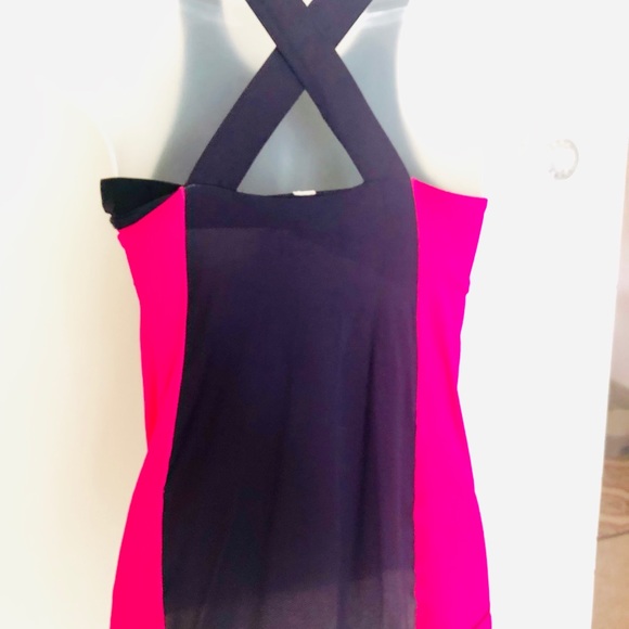 EUC! LULULEMON BRIGHT PINK & NAVY COLOR BLOCK TANK - Picture 5 of 5
